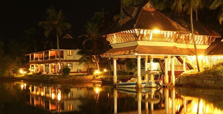 Aquasserenne Kollam Bagian luar foto